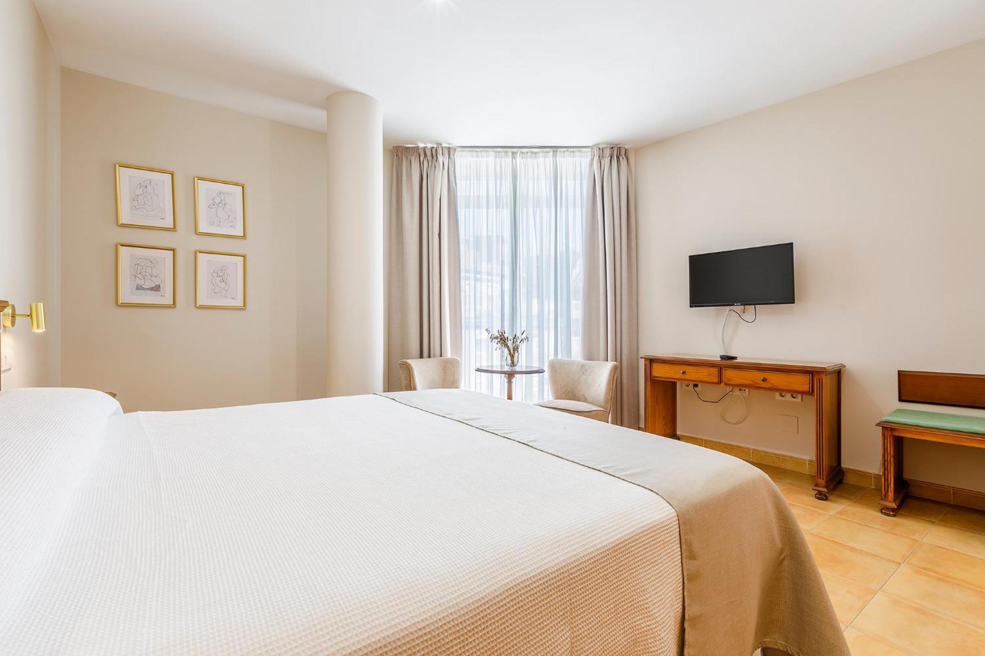 Hotel Almijara - Mares Ла Херадура Екстериор снимка