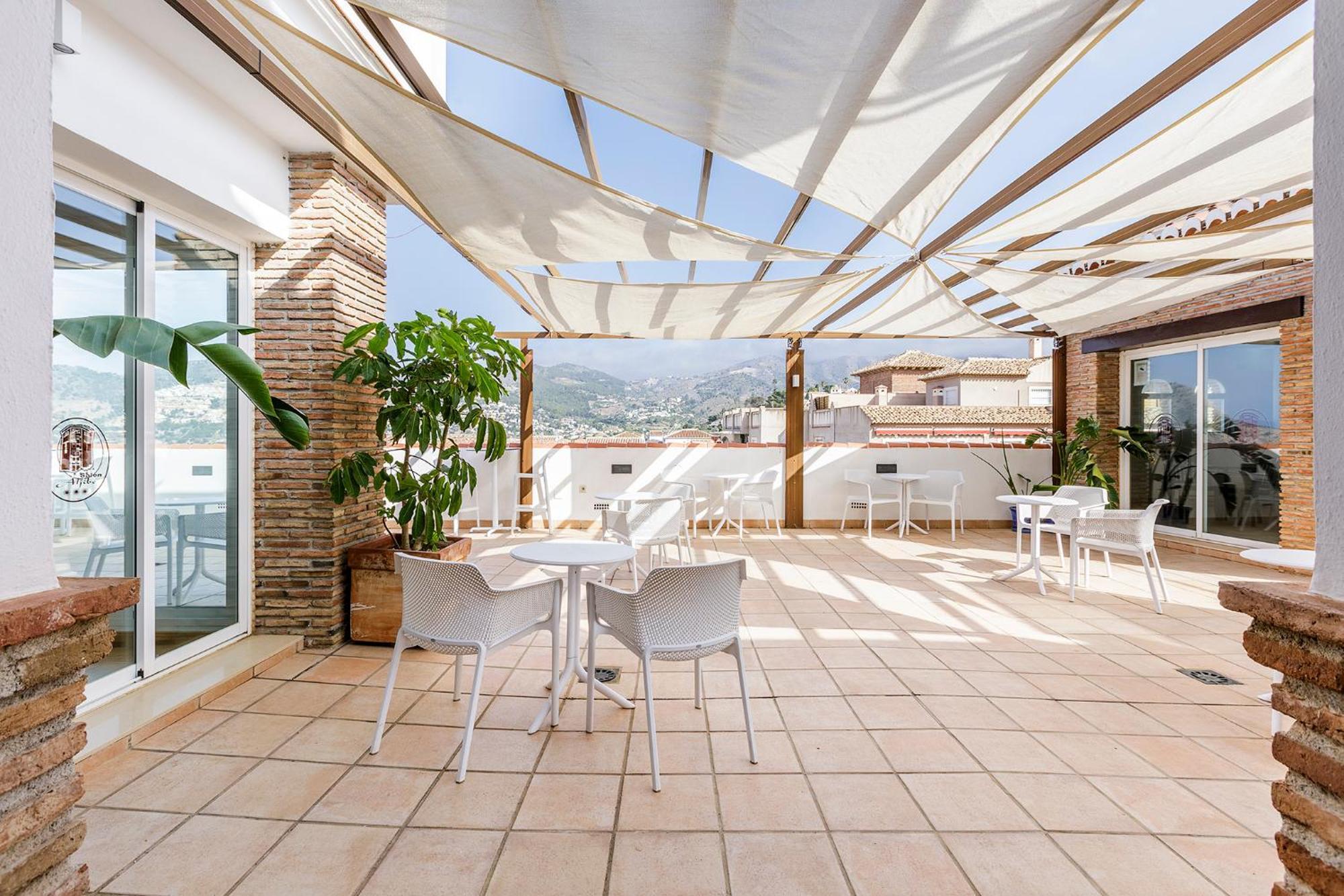 Hotel Almijara - Mares Ла Херадура Екстериор снимка